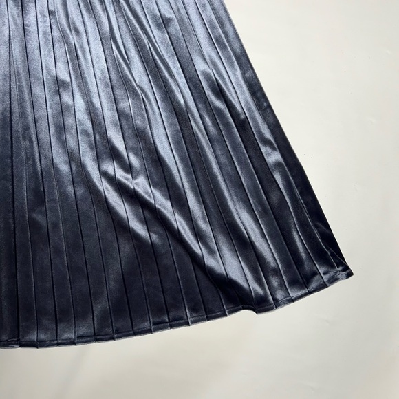 Worthington Skirt Women’s 12 Petite Blue Polyester Blend Elastic Waist NWT - Picture 11 of 12